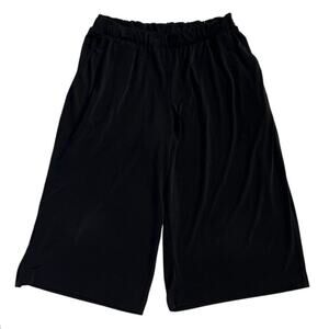 Lane Bryant Black Wide Leg Pull On Style Culott Pants Size 10/12